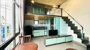 Căn hộ luxury view kính - Ban công - Hồ Bơi Mặt tiền Trườnh Chinh -PVH