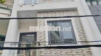 Cần cho thuê nhà 111/2A Phạm Văn Bạch P.15 Q.Tân Bình