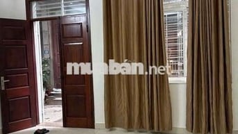 Gia Quất - Nguyên Căn  - 3 ngủ - 8tr