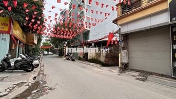 GIÁ 14.2 TỶ! ĐẤT ĐỘI CẤN - BA ĐÌNH: 65M², GẦN Ô TÔ!