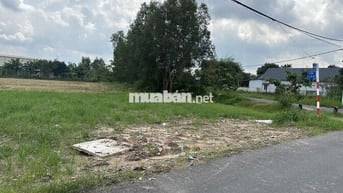 SIÊU PHẨM 2025 NỀN TP.HCM.Đường nhựa 3 mặt tiền– Dt 5x22m-SHR.💰 1tyxx