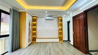 NHÀ MỚI TRUNG TÂM BA ĐÌNH - 40M2 6 TẦNG THANG MÁY CHỈ 12,1 TỶ