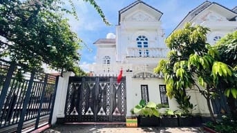 Chủ Kẹt Bán gấp biệt thự Vạn Xuân, hẻm 9m, đường Hà Huy Giáp, 120m2