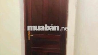 Ở ghép ( Nữ ) nhà lầu đúc khu lịch sự