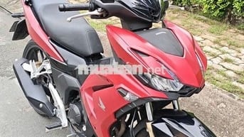 Winner V3 chính chủ ký lần đầu