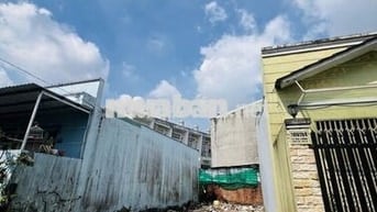 Bán lô đất hiếm đường nhựa xe hơi tránh, gần mặt tiền Lê Văn Lương