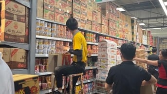 Thông Báo Tháng 11-Tuyển Dụng 5 NV Nam Nữ.