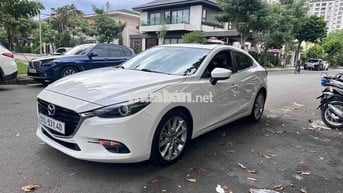 cần bán Mazda 3 2.0 Premium 2019 màu trắng