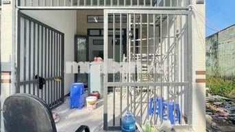 Nhà mới 2 phòng 2 máy lạnh KDC Hưng Phú 1