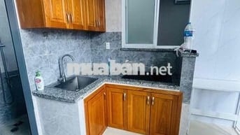 2PN 1 WC ngay Hàng Xanh full nội thất