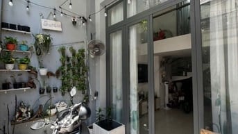 Bán nhà trung tâm TP hẻm 3/2, P.12, Q.10. DTSD:104 m2, 3PN chỉ 8,5 tỷ