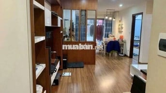 Chung cư 102 trường chinh. Nhà đẹp ở ngay,2 ngủ 2 wc.