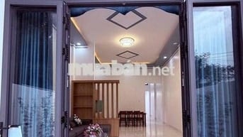 Bán nhà mới xây Long Khánh/Đồng Nai