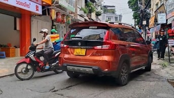 Mặt tiền Phùng Văn Cung (2 tầng DT: 3,1mx14m). Giá 9,5 tỷ