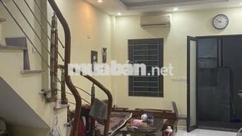 Bán nhà Tây hồ, dân xây 2 tầng, S 34m2, 2,45tỷ