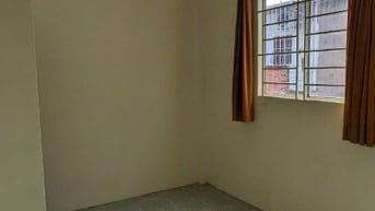 Hh 1% bán dùm căn nhà Thống Nhất p16 dt 4x6m 1 lầu