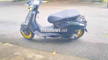 Chính chủ cần bán xe Vespa - tại Quận 12