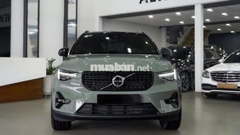Volvo XC40 2024 - 1400 km Bank 90%
