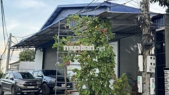 Văn phòng cty và nhà xưởng( 2 phòng ngủ, bếp) 410m2 Ngô Đức Kế