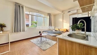 STUDIO CỬA SỔ LỚN| RỘNG 30M2| FULL NỘI THẤT| ĐI BỘ QUA METRO VĂN THÁNH