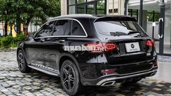 GLC300 sx 2022 V1 có đá cốp