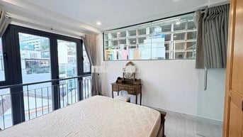 Căn Hộ 1Pn Full NT Cao Cấp chỉ cần xách vali vào ở ở Đề Thám, Q1