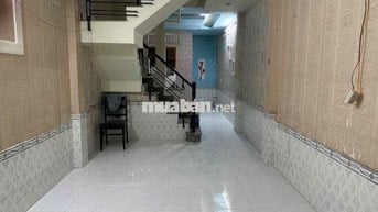 Trệt lầu 3,2*18; 2pn đi gò vấp gần hẻm xe hơi