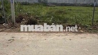 em chính chủ cần bán gấp miếng đất bgang 5 dài 34 mặt tiền đường