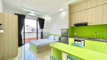 Căn Hộ Studio 40m2 Ban Công Full Nội Thất Cao Cấp Thang Máy Hầm Xe