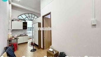 CĂN 2 PHÒNG NGỦ BAN CÔNG - FULL NỘI THẤT - GẦN LẠC LONG QUÂN