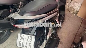 Xe còn chạy tốt. Mất cavet. Còn hợp đồng mua bán