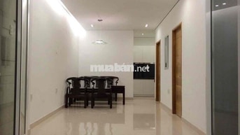 Cho thuê nhà trệt, trung tâm quận 1, gần chợ Tân Định