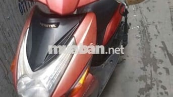 Cần bán xe ga click giá êm