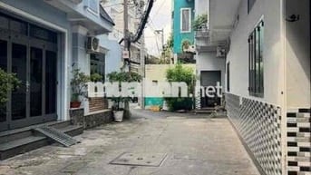 Bán Gấp !!! ⭐️ Nhà 4 Tầng Hoàng Hoa Thám _ Phú Nhuận , Hẻm Xe Hơi