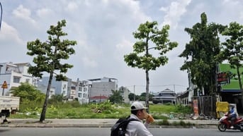 Bán đất mặt tiền Lê Thị Hà-Kinh doanh buôn bán sầm uất- rộng 12,2m