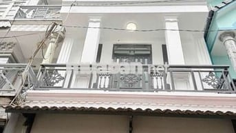 4,2x13m 2 lầu 4pn 4wc hẻm 6m thông ht13 gần chợ kcn hiệp Thành