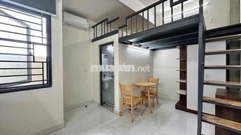 PHÒNG CÓ GÁC MỚI XÂY FULL NỘI THẤT CỬA SỔ TRỜI NGAY CÔNG THƯƠNG