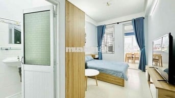 🥳1PN TÁCH BẾP RỘNG 40M2 - NHÀ THANG MÁY - CÓ DV DỌN PHÒNG - FULL NT🥳