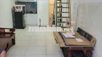 Cho thuê nhà nguyên căn có sẵn 1 máy lạnh, tủ lạnh