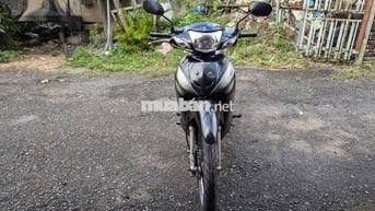 Xe máy zin êm chạy liền 9 chủ