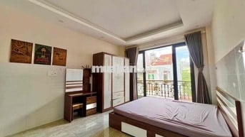 STUDIO BAN CÔNG GẦN VLU CƠ SỞ 1,2. 5 PHÚT QUA GV,PN,TĐ, Ở ĐC 2-3 BẠN