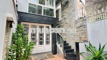 Cho thuê tầng lửng làm văn phòng mặt tiền đường Trà Khúc, F2, TB