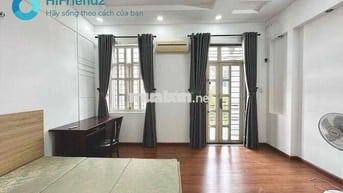 PHÒNG CÓ BAN CÔNG RỘNG FULL NỘI THẤT TÁCH BẾP THUẬN TIỆN VÀO TRUNG TÂM