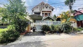 🏡 BÁN VILLA MẶT TIỀN KQH SỔ RIÊNG NGÔ QUYỀN ĐL - ĐƯỜNG TRƯỚC NHÀ 7M
