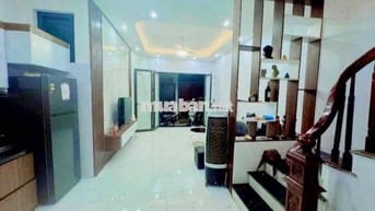 Chính chủ bán nhà tại đê Trần Khát Chân ngõ cách ô tô 30m