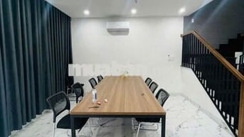 NHÀ 3 TẦNG FULL NỘI THẤT KHU ECOCHARM