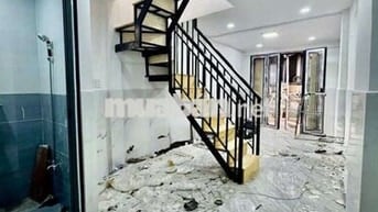 Bán nhà Hậu Giang Quận 6 ngang 2,8m nở hậu 3,7m dài 7,4m giá 3,25 tỷ.