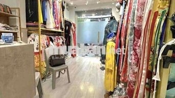 Nhà HXH kinh doanh ngay trung tâm Q6 vòng xoay Phú Lâm , Giá rẻ