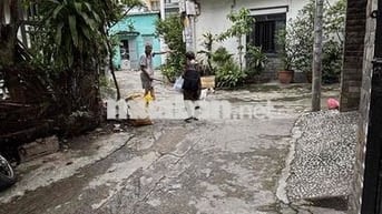 Nhà nguyên căn 2 tầng hẻm xe hơi Bình Thạnh