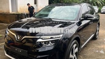 VinFast VF8 2023 Plus - 30000 km